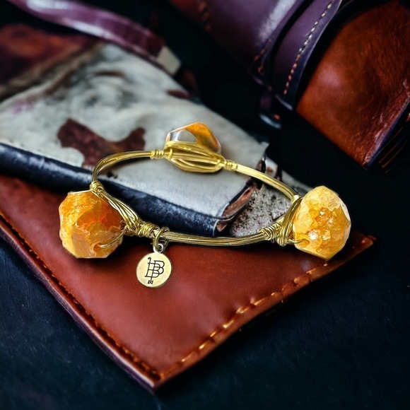 Bourbon and Boweties Bangle Orange Gemstone Copper Wire Gold Plate - Picture 1 of 7